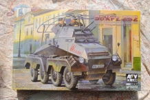 images/productimages/small/Sd.Kfz.232 Schwere Panzerspahwagen 8-Rad AFV Club AF35232.jpg